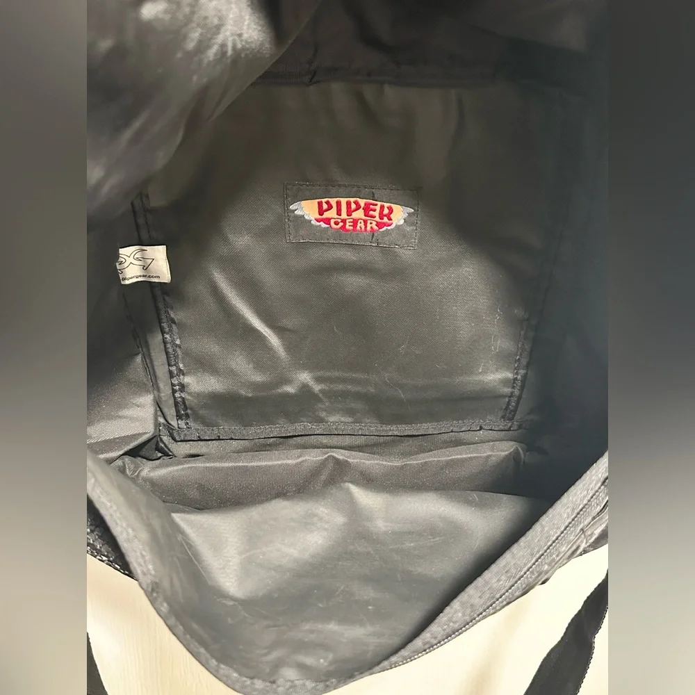 Piper Gear Black Messenger / Laptop Bag, Easily Fits 15